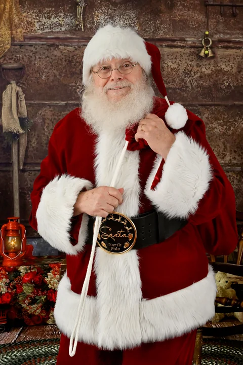 Santa Oliver, ready for the season.